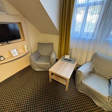 Excellent Apartments In Spa City Center 5 Min Walk From The Colonnade Karlovy Vary Kültér fotó