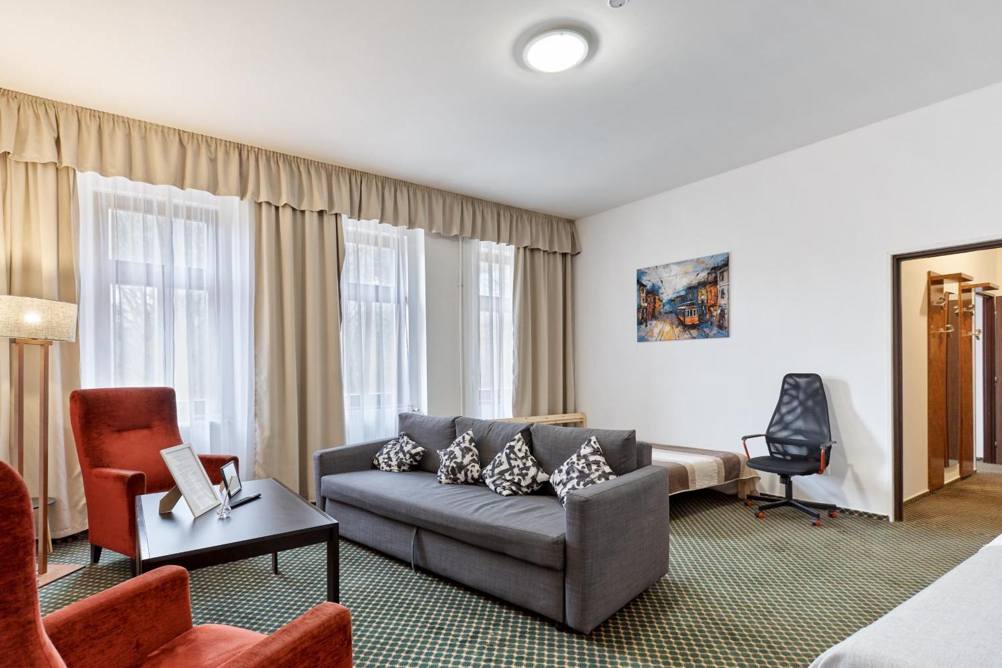 Excellent Apartments In Spa City Center 5 Min Walk From The Colonnade Karlovy Vary Kültér fotó