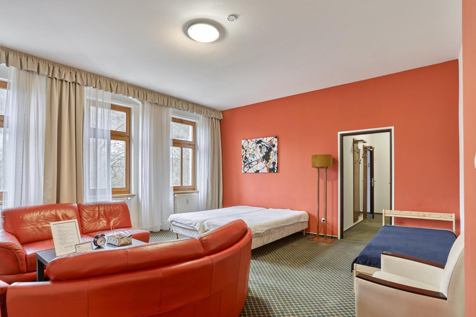 Excellent Apartments In Spa City Center 5 Min Walk From The Colonnade Karlovy Vary Kültér fotó